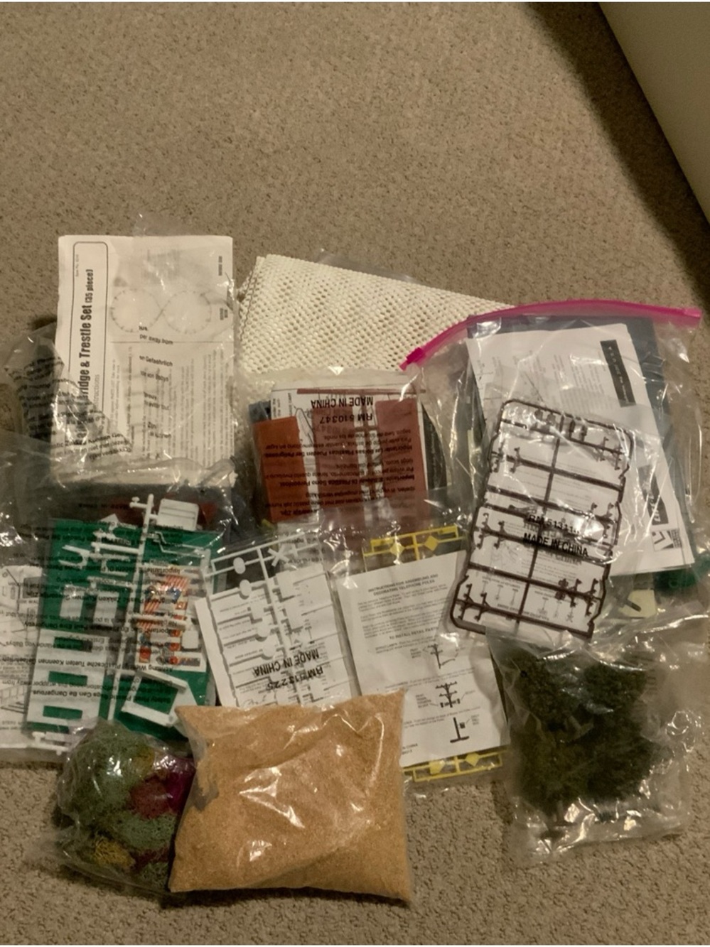 Lot of HO Scale Life-Like Model Train Items PLEASE READ